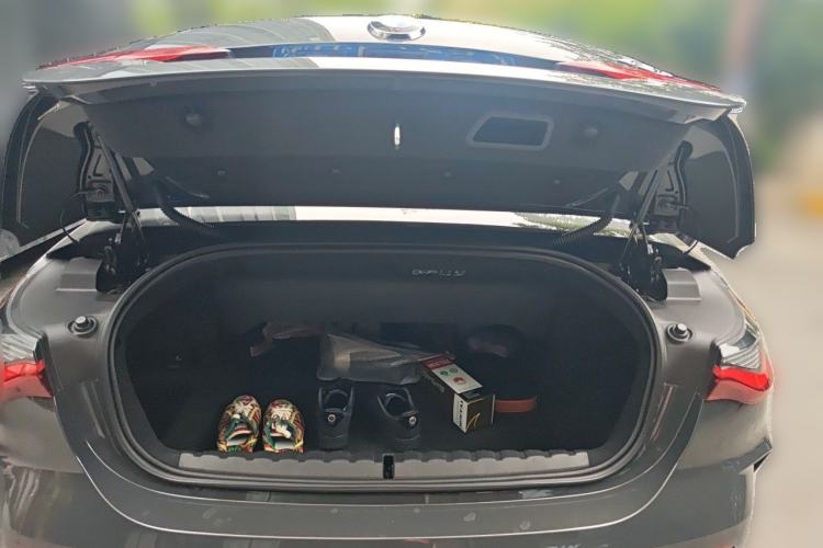 Used BMW 4 Series 2023 430i Convertible M Sport Night Edition Package Trunk