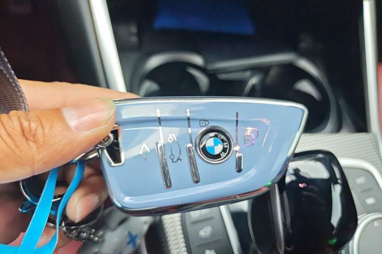 Used BMW 4 Series 2023 430i Convertible M Sport Night Edition Package Vehicle Key