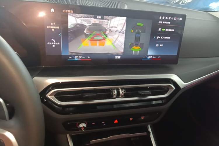 Used BMW 4 Series 2023 425i Gran Coupe M Sport Package Audio And AC Panel