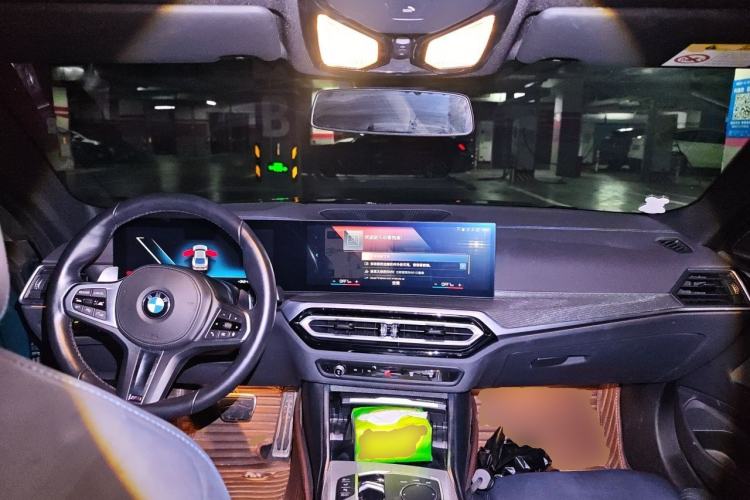 Used BMW 4 Series 2023 430i M Sport Night Edition Center Console