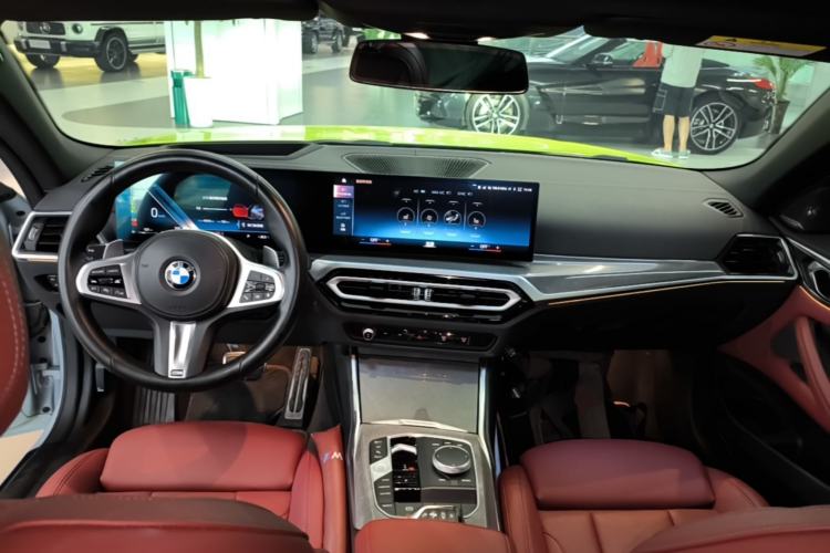 Used BMW 4 Series 2023 430i Convertible M Sport Night Edition Package Center Console