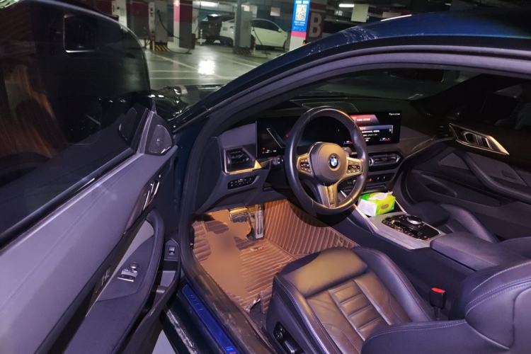 Used BMW 4 Series 2023 430i M Sport Night Edition Driver Seat