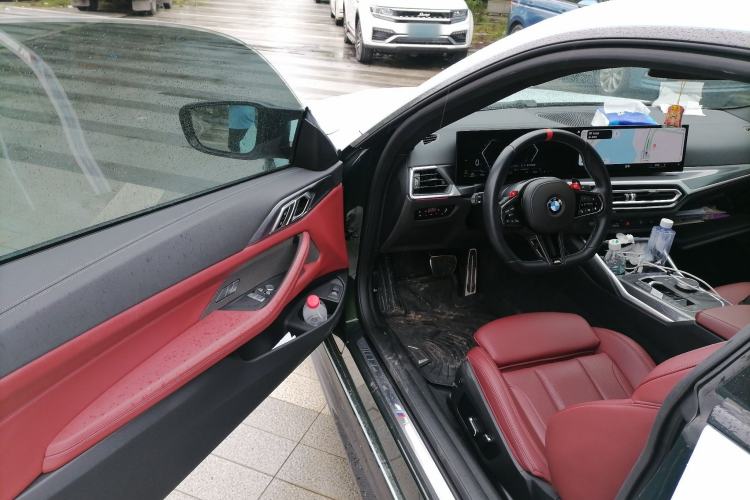 Used BMW 4 Series 2023 425i M Sport Night Edition Driver Seat