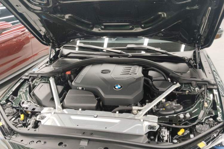 Used BMW 4 Series 2023 425i M Sport Night Edition Engine Bay