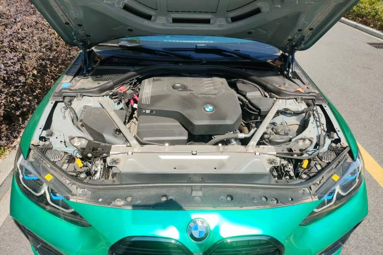Used BMW 4 Series 2023 425i M Sport Night Edition Engine Bay