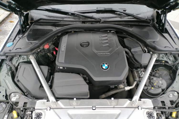 Used BMW 4 Series 2023 425i M Sport Night Edition Engine Bay