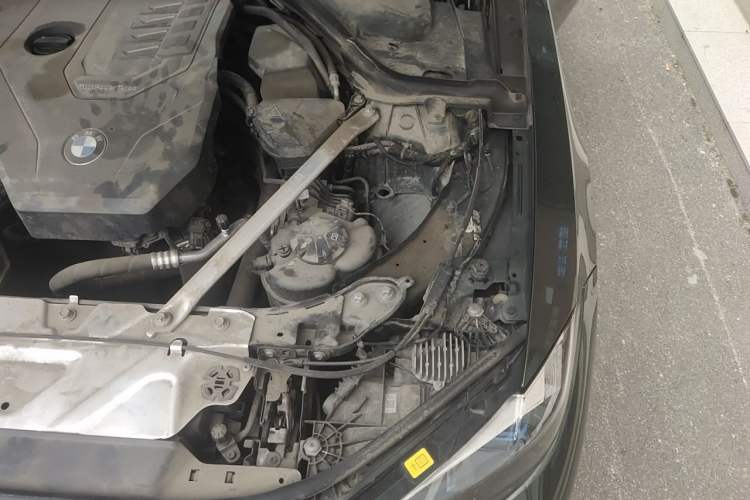 Used BMW 4 Series 2023 425i Gran Coupe M Sport Night Edition Package Engine Bay Left