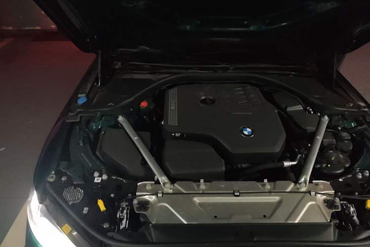 Used BMW 4 Series 2023 430i M Sport Night Edition Engine Bay Right