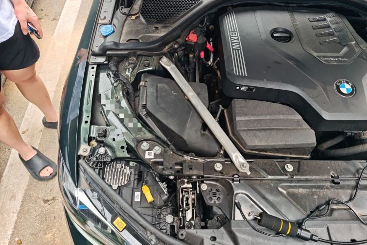 Used BMW 4 Series 2023 425i M Sport Night Edition Engine Bay Right