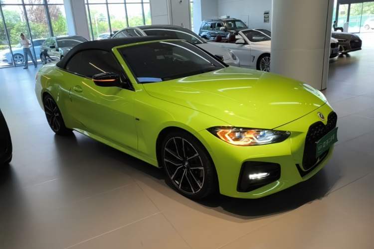 Used BMW 4 Series 2023 430i Convertible M Sport Night Edition Package Front Right 45 Deg