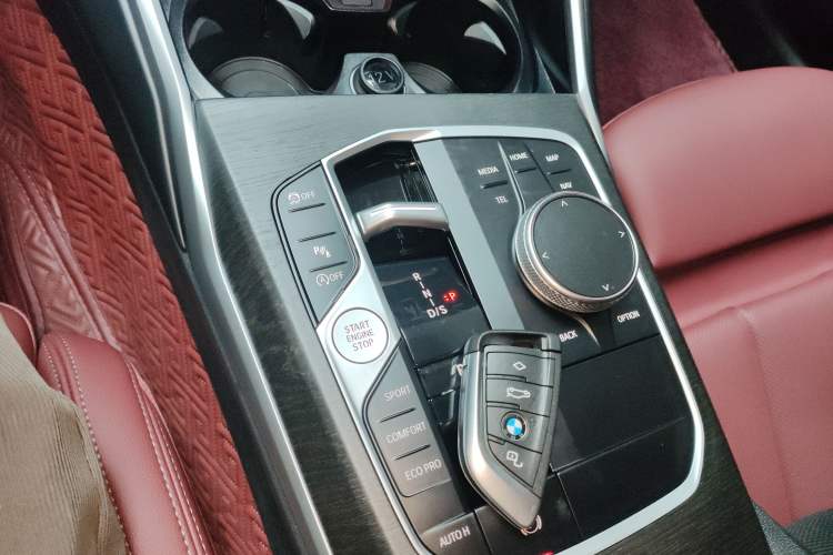Used BMW 4 Series 2023 425i M Sport Package Gear Lever