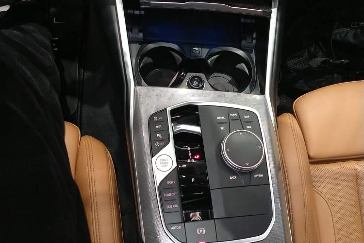 Used BMW 4 Series 2023 430i M Sport Night Edition Gear Lever