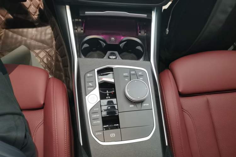 Used BMW 4 Series 2023 425i Gran Coupe M Sport Package Gear Lever