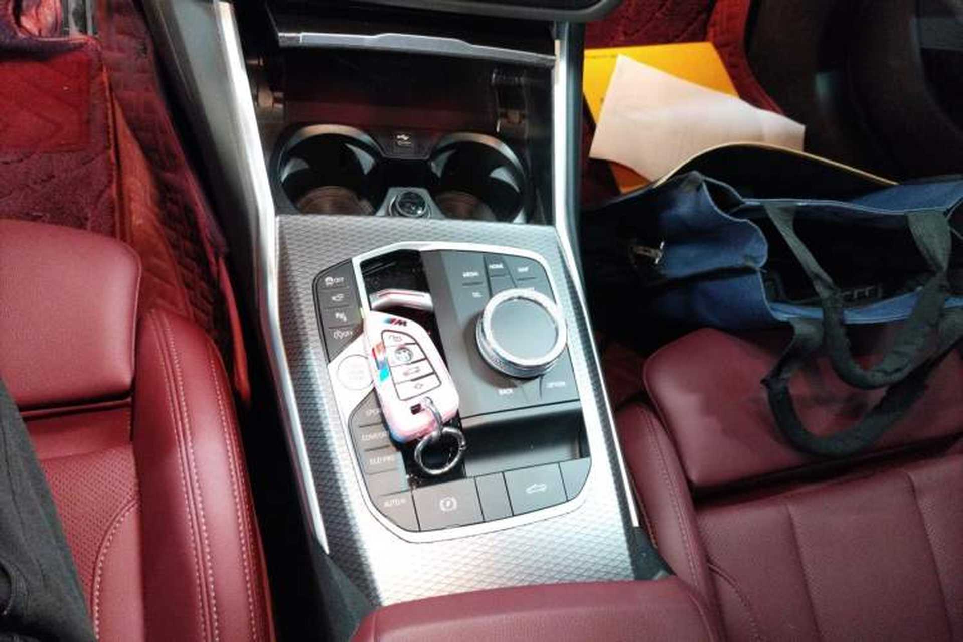 Used BMW 4 Series 2023 425i Convertible M Sport Night Edition Package Gear Lever
