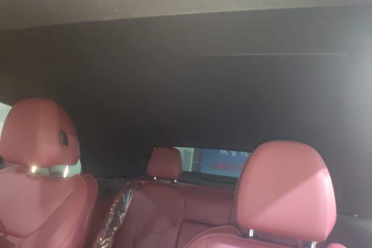Used BMW 4 Series 2023 425i Convertible M Sport Package Headliner