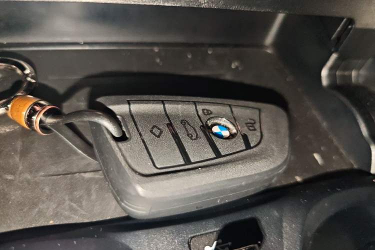 Used BMW 4 Series 2023 425i M Sport Night Edition Interior 1