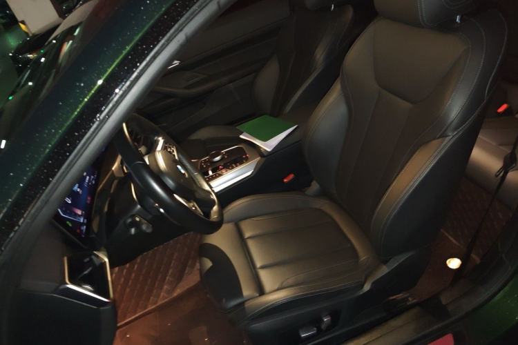 Used BMW 4 Series 2023 425i M Sport Night Edition Left Front Seat