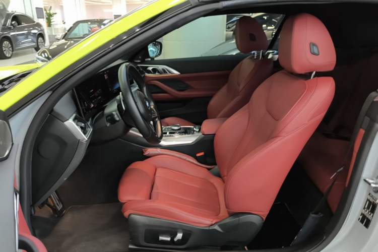 Used BMW 4 Series 2023 430i Convertible M Sport Night Edition Package Left Front Seat