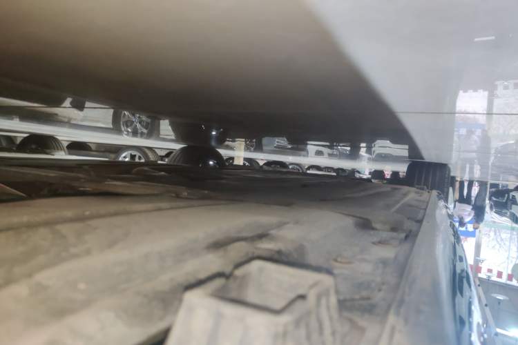 Used BMW 4 Series 2023 425i Convertible M Sport Package Left Side Sill