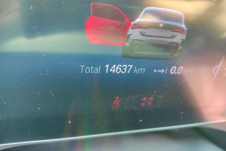 Used BMW 4 Series 2023 425i M Sport Night Edition Odometer Close Up