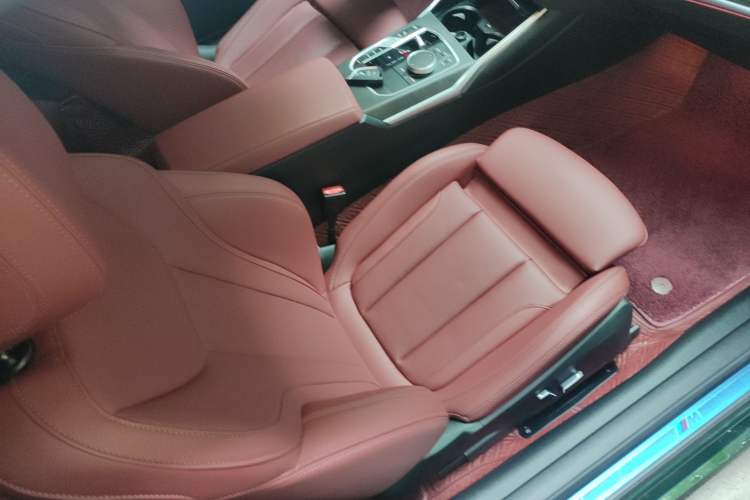 Used BMW 4 Series 2023 425i M Sport Package Right Front Seat
