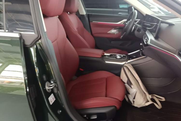 Used BMW 4 Series 2023 425i Gran Coupe M Sport Package Right Front Seat