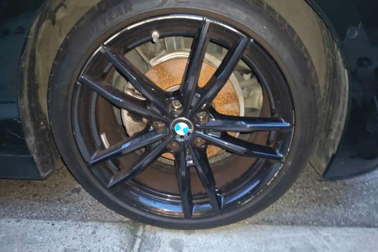Used BMW 4 Series 2023 425i M Sport Night Edition Right Front Wheel Hub