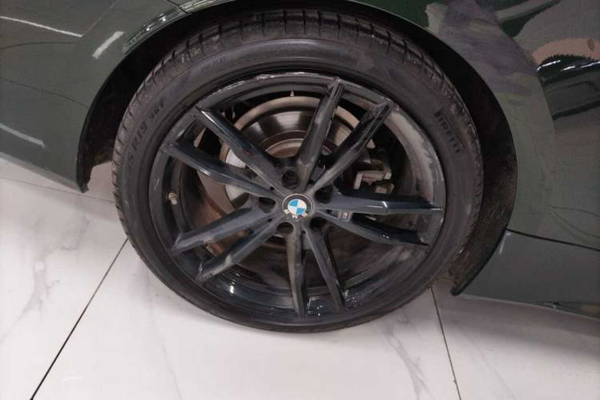 Used BMW 4 Series 2023 425i Convertible M Sport Night Edition Package Right Rear Wheel Hub