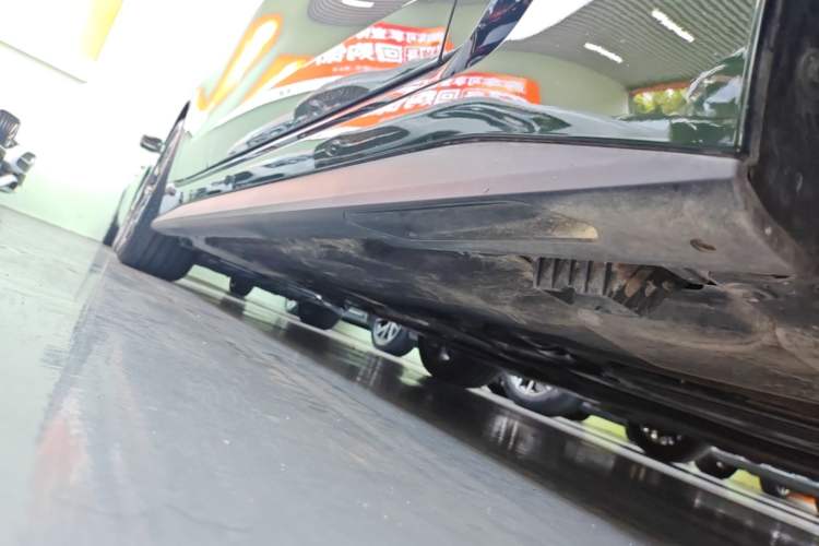 Used BMW 4 Series 2023 425i Gran Coupe M Sport Package Right Side Sill