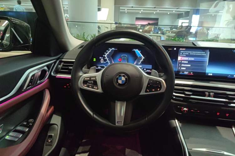 Used BMW 4 Series 2023 425i Gran Coupe M Sport Package Steering Wheel