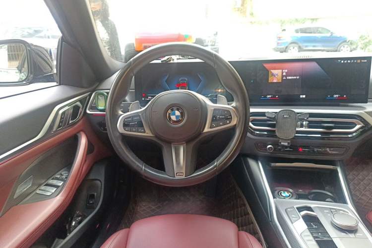 Used BMW 4 Series 2023 425i Gran Coupe M Sport Night Edition Package Steering Wheel