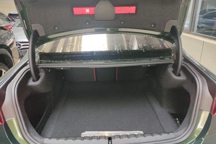 Used BMW 4 Series 2023 425i M Sport Package Trunk