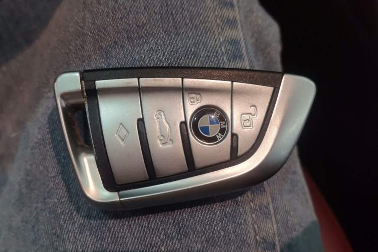 Used BMW 4 Series 2023 430i Convertible M Sport Night Edition Package Vehicle Key