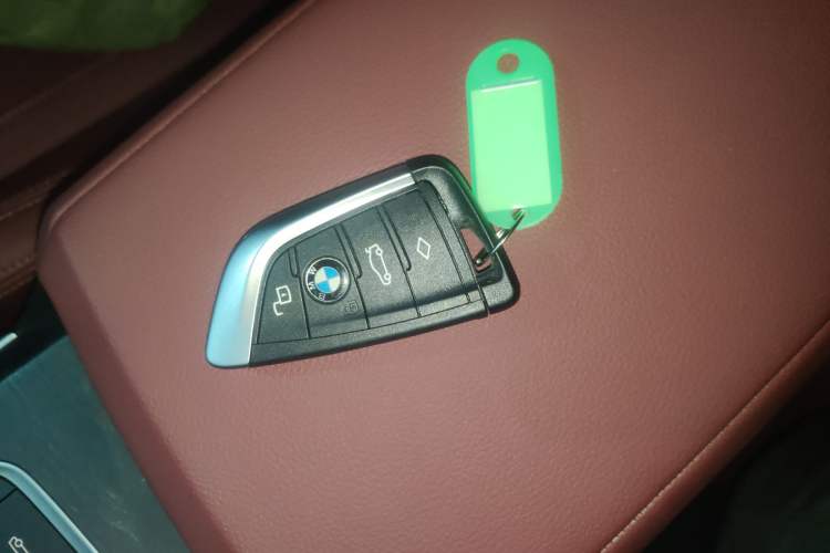 Used BMW 4 Series 2023 425i Convertible M Sport Package Vehicle Key