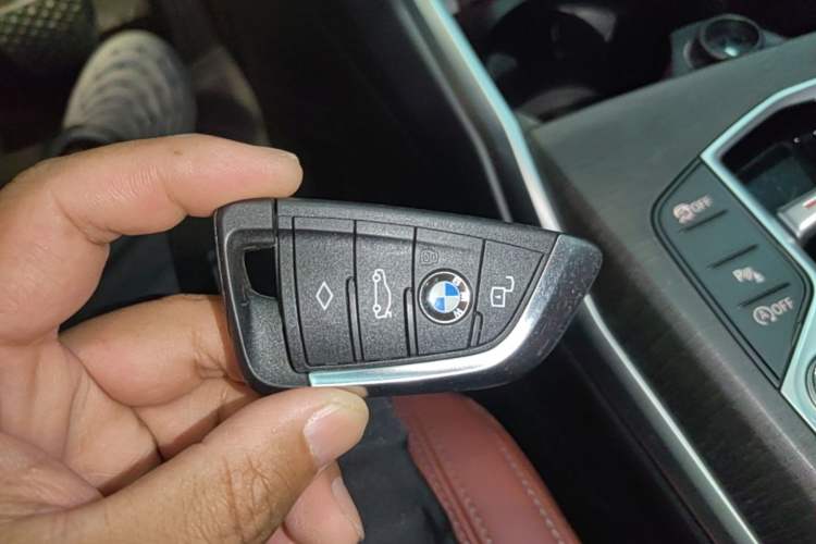 Used BMW 4 Series 2023 425i Gran Coupe M Sport Package Vehicle Key