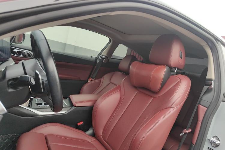 Used BMW 4 Series 2023 425i M Sport Package Left Front Seat