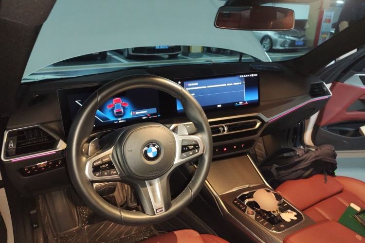 Used BMW 4 Series 2023 425i M Sport Night Edition Center Console