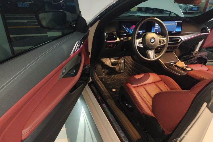 Used BMW 4 Series 2023 425i M Sport Night Edition Driver Seat