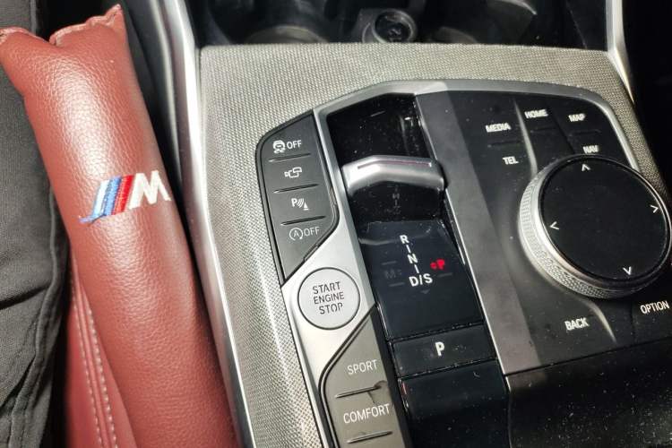 Used BMW 4 Series 2023 430i Convertible M Sport Night Edition Package Gear Lever