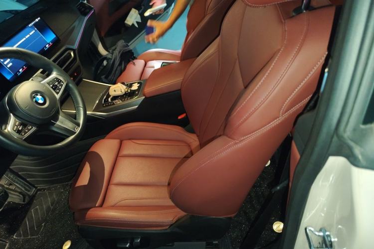 Used BMW 4 Series 2023 425i M Sport Night Edition Left Front Seat