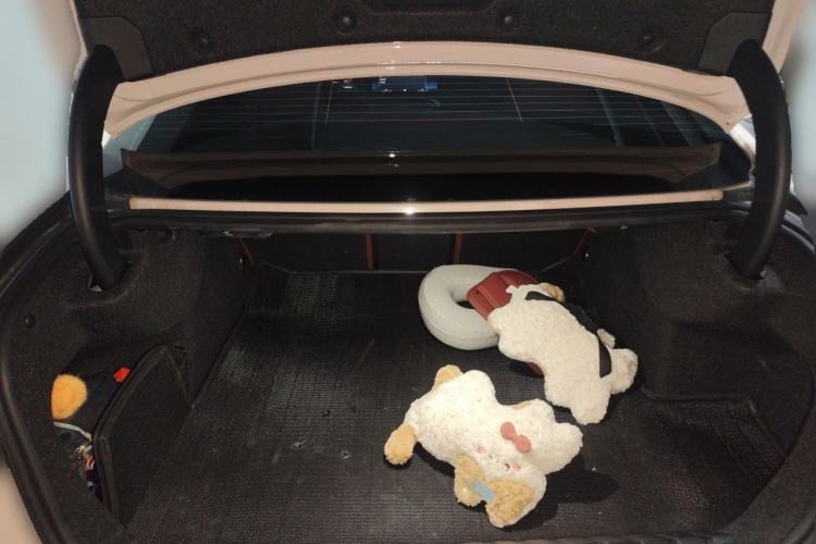 Used BMW 4 Series 2023 425i M Sport Night Edition Trunk