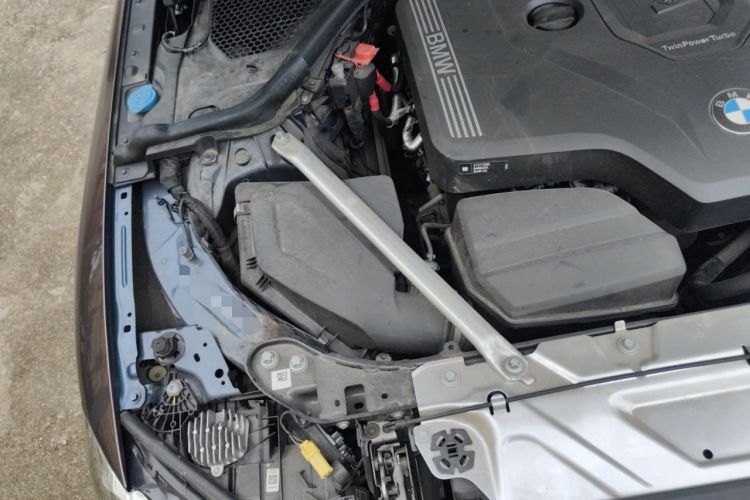 Used BMW 4 Series 2023 425i M Sport Night Edition Engine Bay Right
