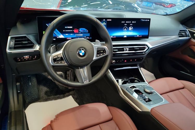 Used BMW 4 Series 2023 425i M Sport Night Edition Interior 2
