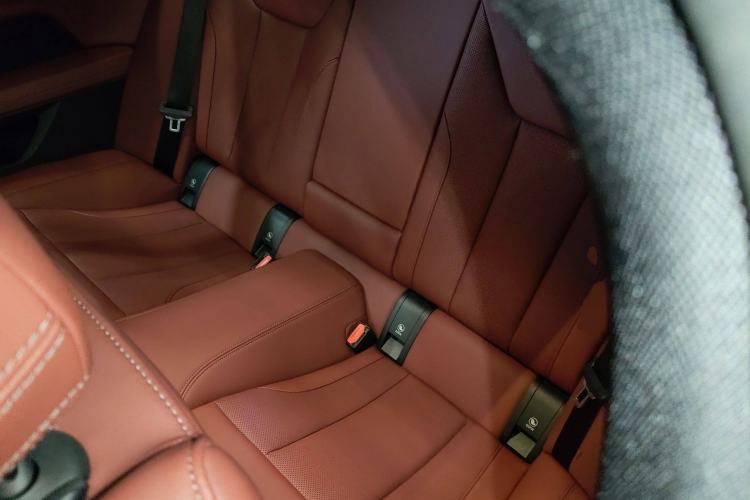 Used BMW 4 Series 2023 425i M Sport Night Edition Interior 4