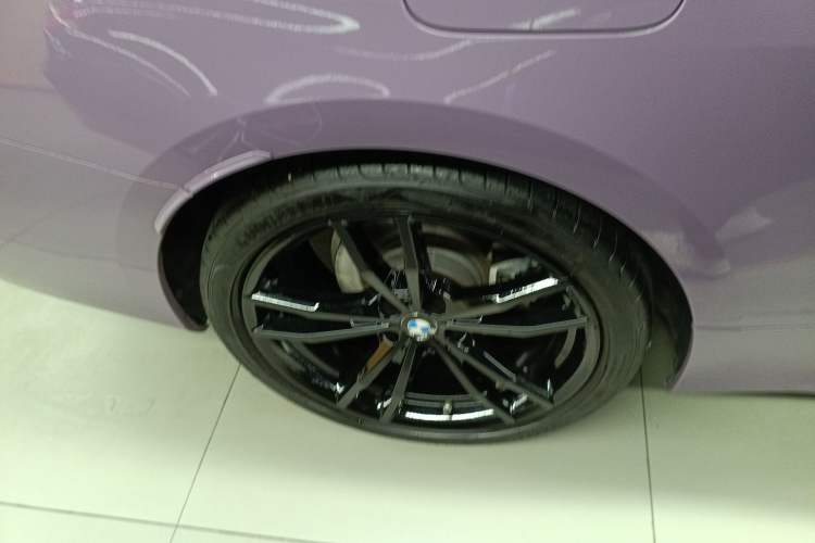 Used BMW 4 Series 2023 425i Convertible M Sport Night Edition Package Right Rear Wheel Hub