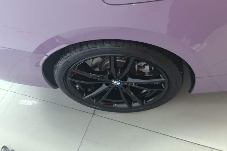 Used BMW 4 Series 2023 425i Convertible M Sport Night Edition Package Right Rear Wheel Hub