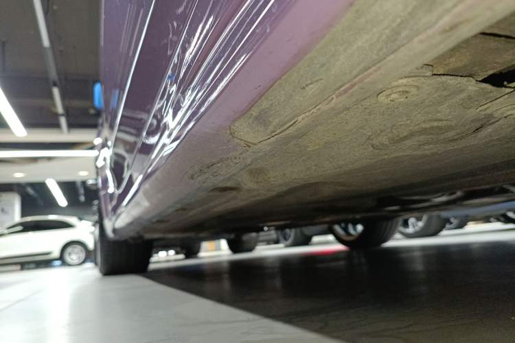 Used BMW 4 Series 2023 425i Convertible M Sport Night Edition Package Right Side Sill