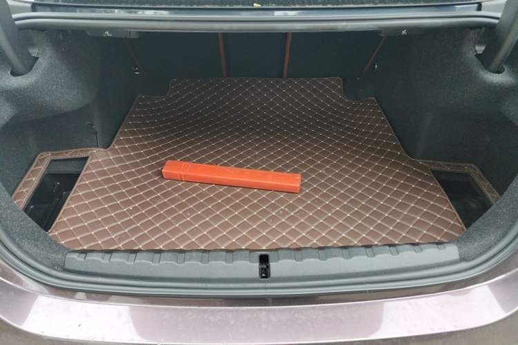 Used BMW 4 Series 2023 425i M Sport Night Edition Trunk
