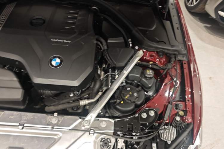 Used BMW 4 Series 2023 430i Gran Coupe M Sport Night Edition Engine Bay Left