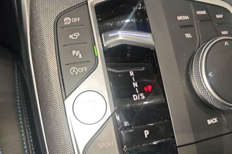Used BMW 4 Series 2023 430i Gran Coupe M Sport Night Edition Gear Lever